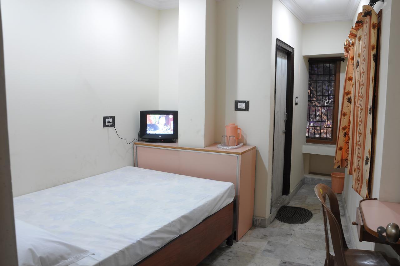 Vani Lodge Визакхапатнам Екстериор снимка