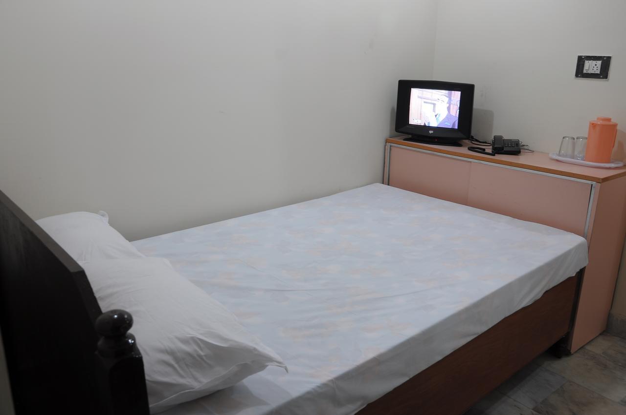 Vani Lodge Визакхапатнам Екстериор снимка
